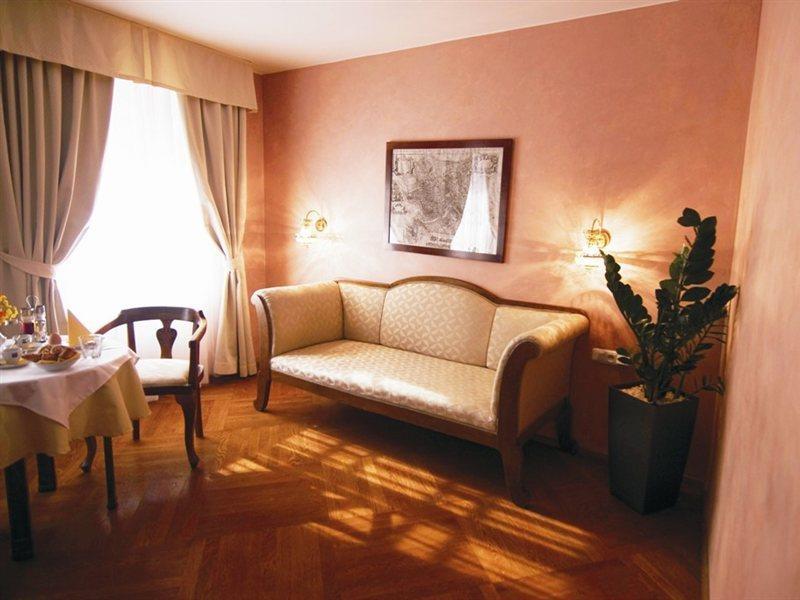 Roma 4* Praha
